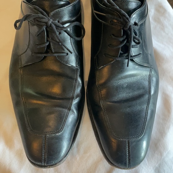 Size 10 Salvatore Ferragamo Men’s black dress shoe main image 6